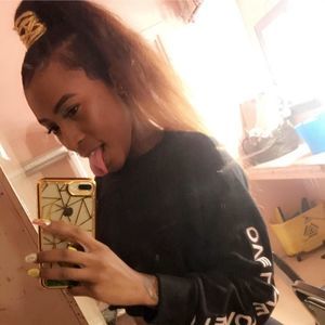 Meet your Posher, Kashay